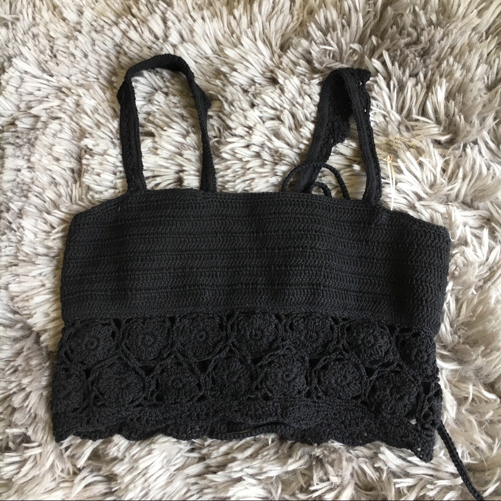 ❌SOLD❌ Winston White Bikini top - Picture 2 of 6